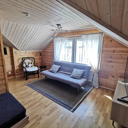 Autumn Leaf Villa Ivalo