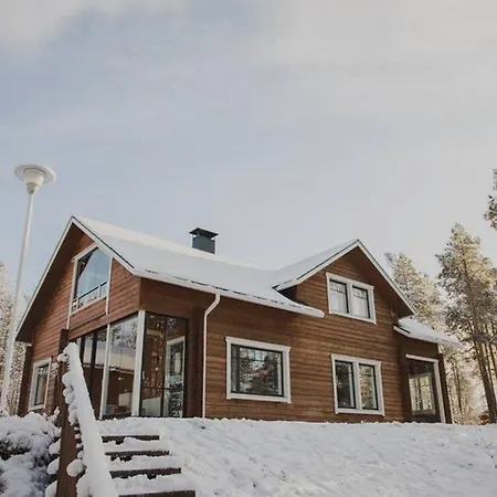 Autumn Leaf Villa Ivalo