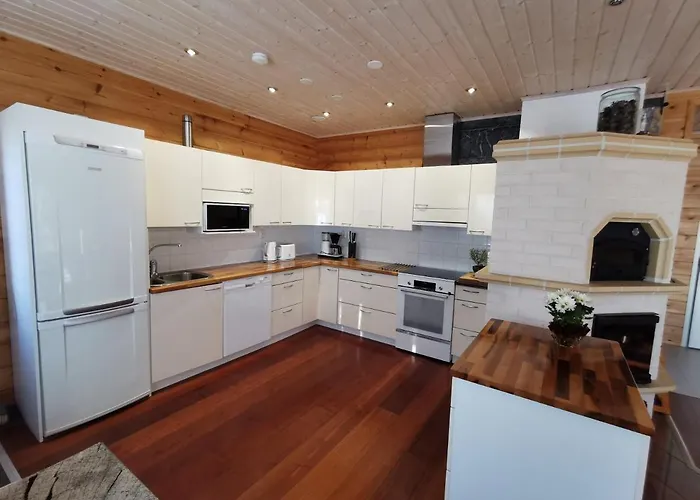 Autumn Leaf * Ивало